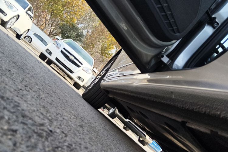 大众 速腾 2018款 1.6L 自动舒适型局部细节9002