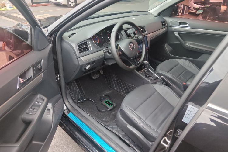 大众 朗逸 2015款 1.6L 自动舒适版中控内饰7003