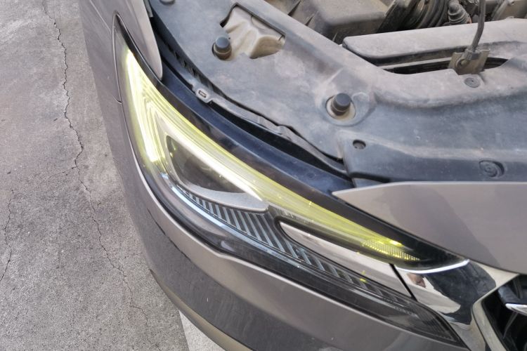 别克GL6 2019款 18T 6座精英型 国VI车身外观6006