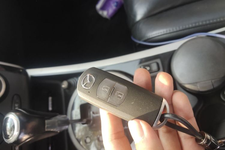 马自达CX-7 2014款 2.3T 智能四驱至尊版中控内饰7001