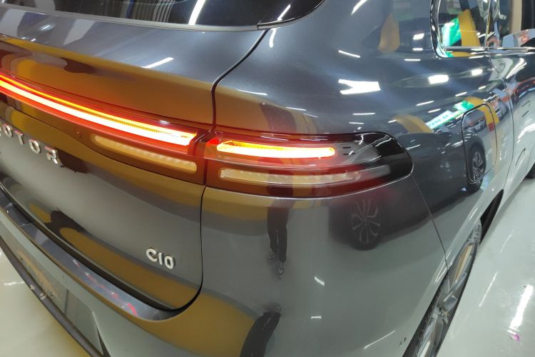 零跑汽车 零跑C10 2024款 210智享版车身外观9