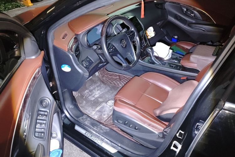 别克 君越 2014款 2.0T SIDI 智享旗舰型中控内饰20