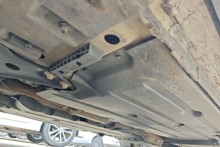 领克01 2017款 2.0T 四驱劲Pro版局部细节9004