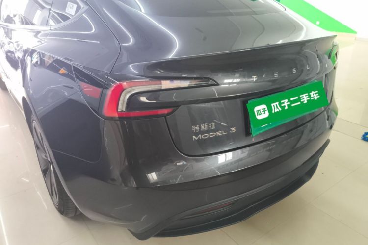 特斯拉 Model 3 2023款 后轮驱动版车身外观6