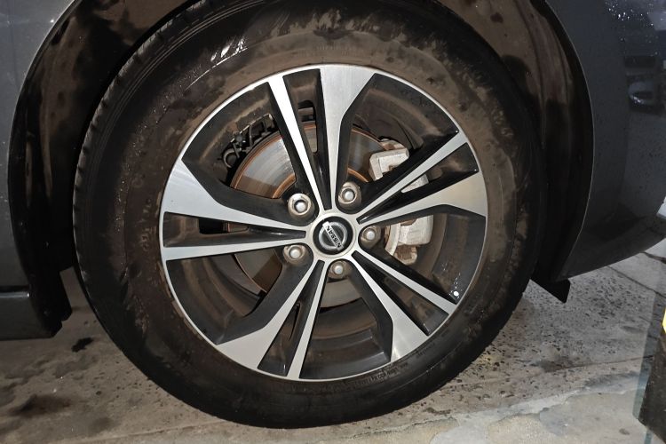 日产 轩逸 2022款 1.6L XL CVT智享版车身外观6007