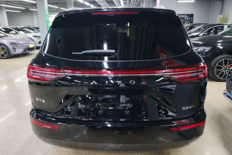 鸿蒙智行 问界M7 2024款 1.5T 后驱Plus版 5座车身外观6