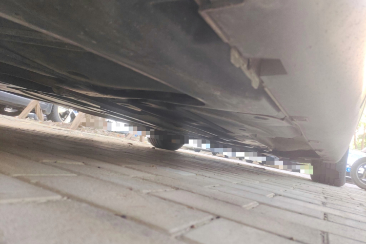 雪铁龙C5 2014款 2.0L 自动尊享型局部细节9002