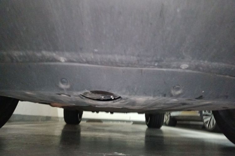 比亚迪 唐新能源 2018款 DM 2.0T 全时四驱智联创享型 7座 国V局部细节9008