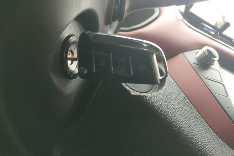 江汽集团 瑞风S2 2018款 智驱版 1.5L 手动豪华智能型中控内饰7001