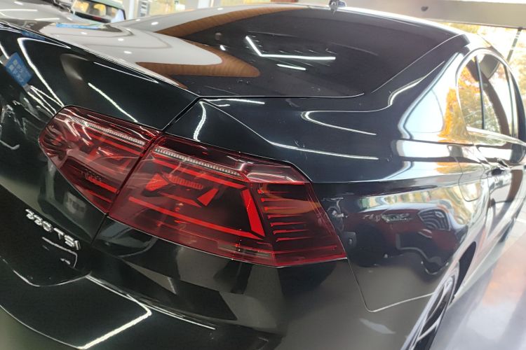 大众 迈腾 2025款 改款 众享款 330TSI DSG豪华型车身外观9