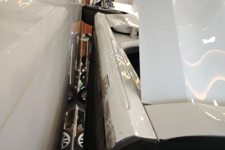 奔驰CLA 2019款 CLA 220 4MATIC局部细节9001