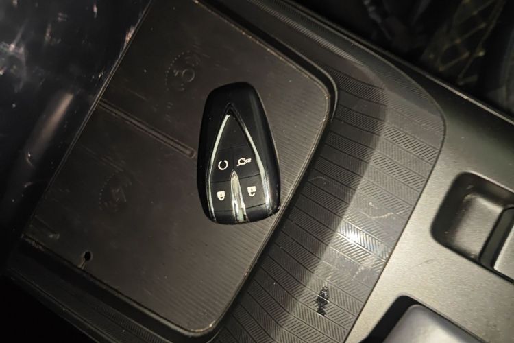 长安 逸动 2024款 1.5T GDI自动 旗舰型中控内饰11