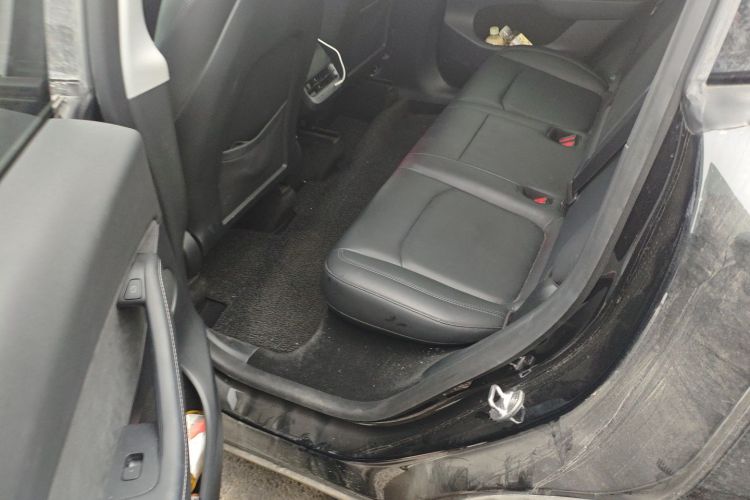 特斯拉 Model Y 2021款 标准续航后驱版中控内饰21