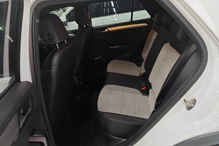 大众 T-ROC探歌 2019款 230TSI DSG两驱R-Line中控内饰21