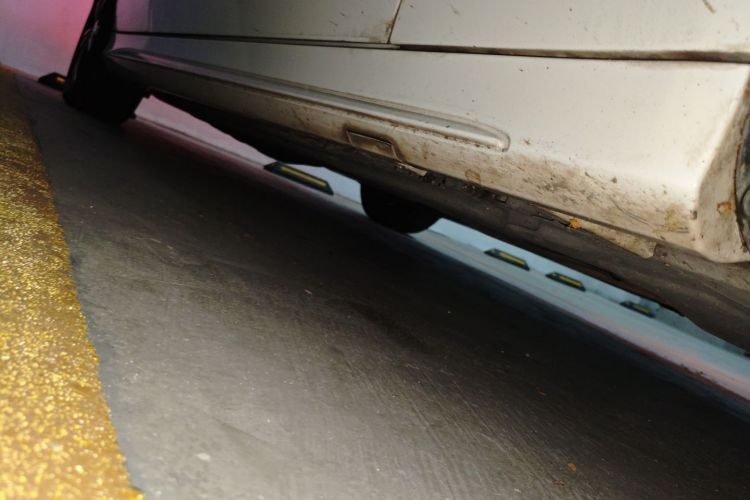 奔驰C级 2015款 C 200 运动版局部细节9001