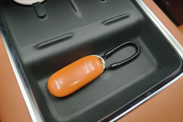 理想汽车 理想L9 2022款 Max中控内饰11