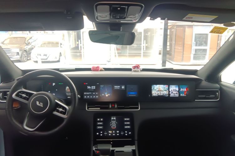 理想汽车 理想ONE 2021款 增程6座版中控内饰12