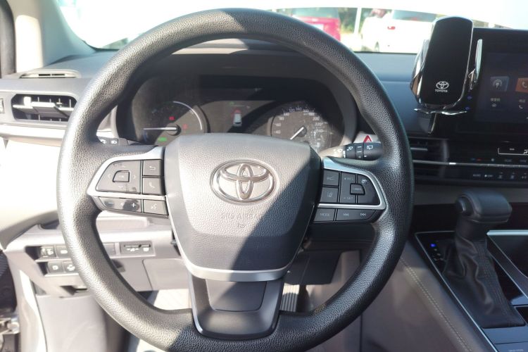 丰田 赛那SIENNA 2021款 2.5L混动 舒适版中控内饰13