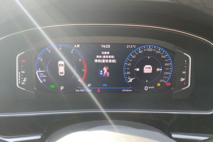 大众 帕萨特 2024款 380TSI 龙耀版中控内饰14