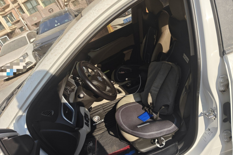 别克 英朗 2017款 15N 手动进取型中控内饰19