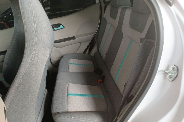 江铃集团新能源 易至EV2 2023款 吉祥版 201km 舒适型中控内饰21