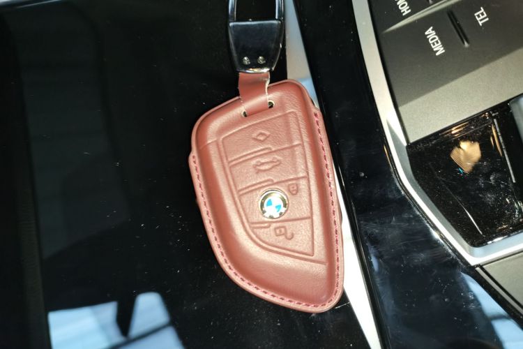 宝马i3 2022款 eDrive 35 L中控内饰11