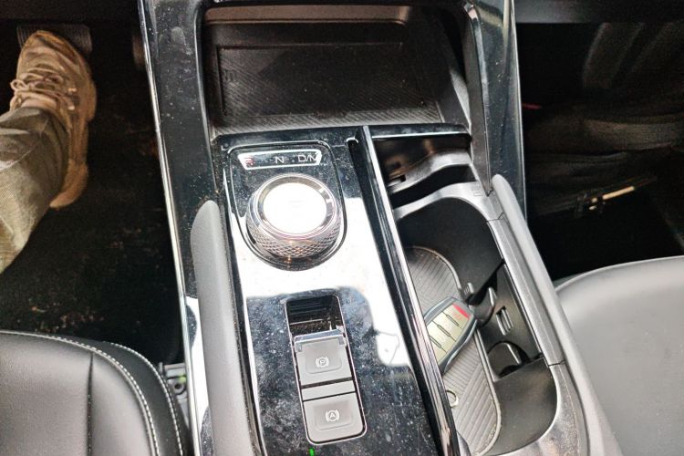 哈弗H6 2024款 1.5T 两驱经典版中控内饰18