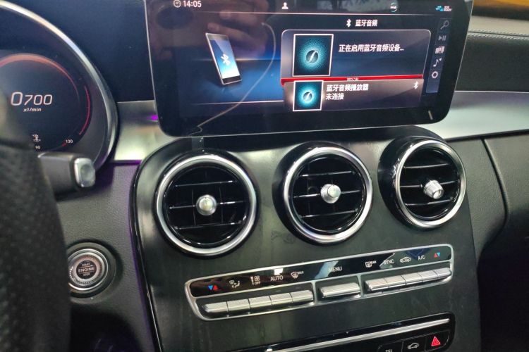 奔驰C级 2021款 C 200 L 时尚型运动版中控内饰16