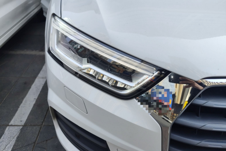 奥迪Q3 2018款 30周年年型 30 TFSI 时尚型车身外观6006