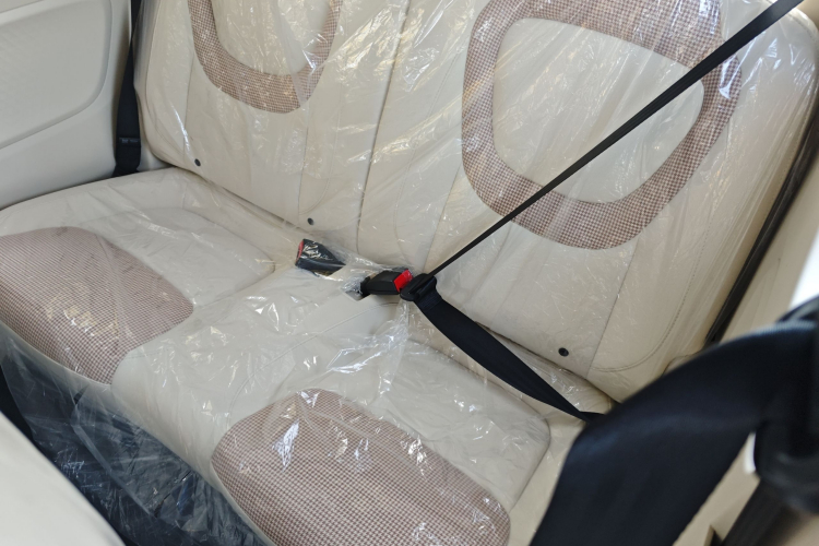 五菱汽车 宏光MINIEV 2024款 第三代 215km 青春版中控内饰7004