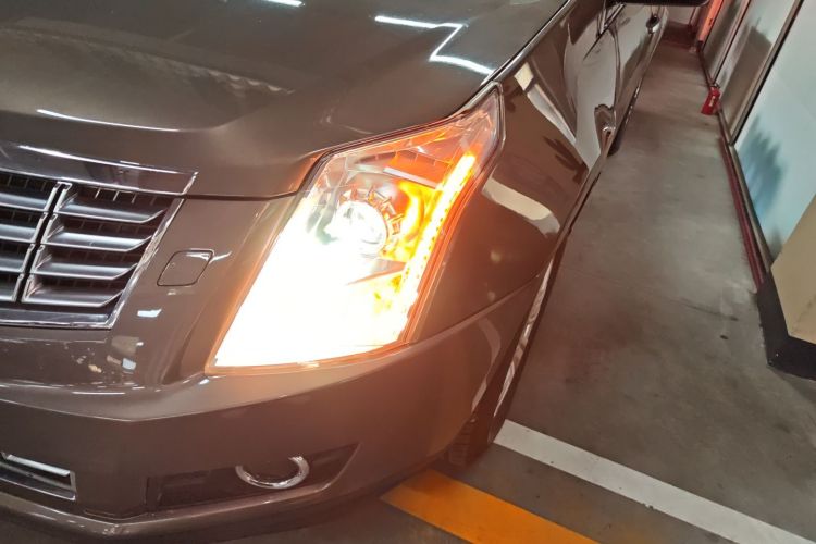 凯迪拉克SRX 2015款 3.0L 舒适型局部细节36