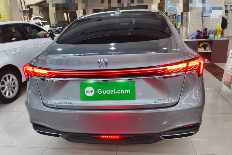 别克 君越 2023款 28T 越尊版车身外观6