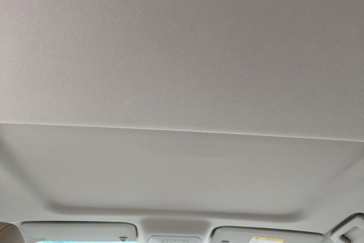 别克GL8 2022款 陆上公务舱 652T 舒适型中控内饰22