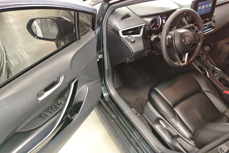 丰田 雷凌 2022款 双擎 1.8H E-CVT领先版中控内饰7003