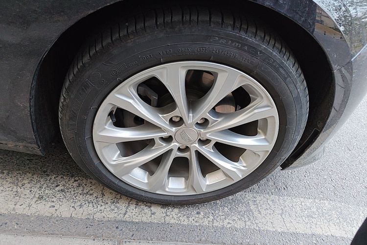 凯迪拉克CT5 2022款 28T 豪华型（标准版）车身外观10