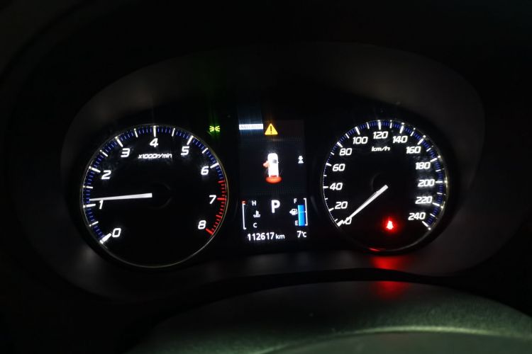 三菱 欧蓝德 2020款 2.4L 四驱致享版 5座中控内饰14