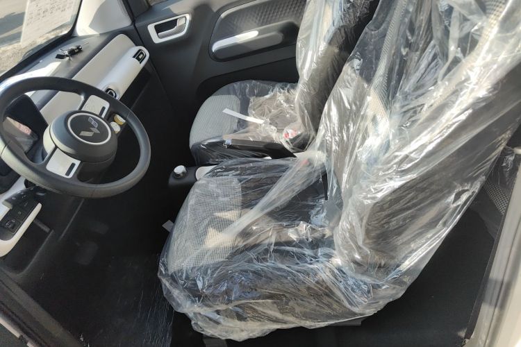 五菱汽车 宏光MINIEV 2024款 第三代 215km 青春版中控内饰19