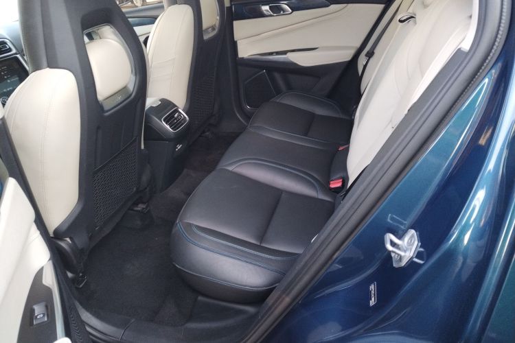 领克01 2017款 2.0T 两驱耀Pro版中控内饰21