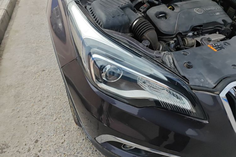 别克 昂科威 2016款 20T 两驱精英型车身外观8