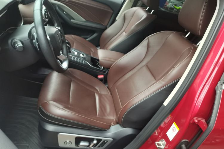 魏牌 VV6 2018款 2.0T 两驱旗舰型 国V中控内饰19