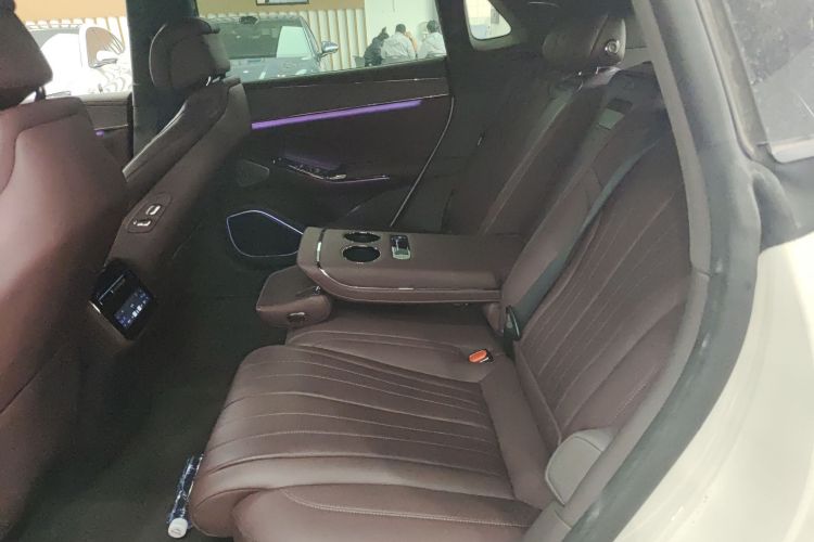 腾势Z9GT 2024款 1100四驱Ultra版中控内饰21