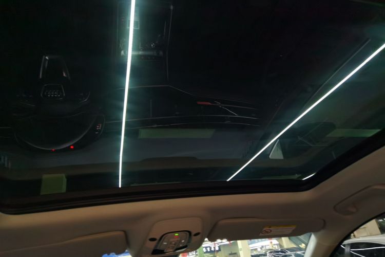 奥迪Q7 2024款 45 TFSI quattro S line运动型局部细节22