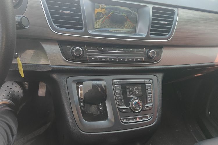 上汽大通MAXUS 大通G10 2018款 PLUS 2.0T 自动精英版中控内饰16