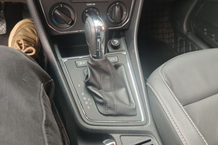 大众 朗逸 2015款 1.6L 自动舒适版局部细节18