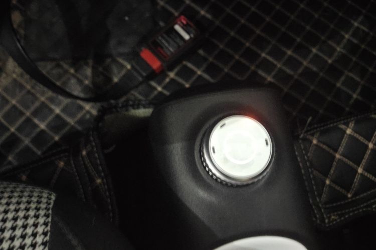 五菱汽车 宏光MINIEV 2024款 第三代 170km中控内饰18