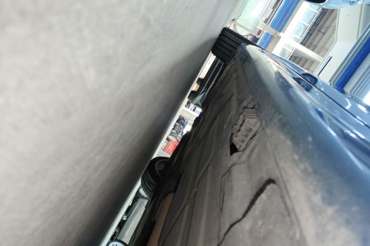 宝马3系 2017款 320Li M运动型局部细节9001