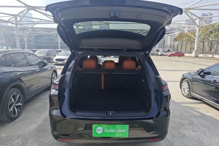 理想汽车 理想L6 2024款 Pro机舱底盘23