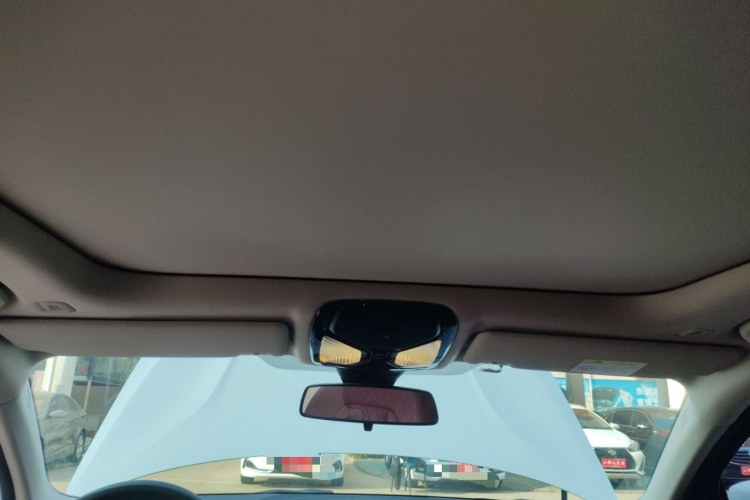 宝马i3 2022款 eDrive 35 L中控内饰22