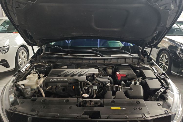 日产 天籁 2021款 2.0L XL 舒适版机舱底盘24