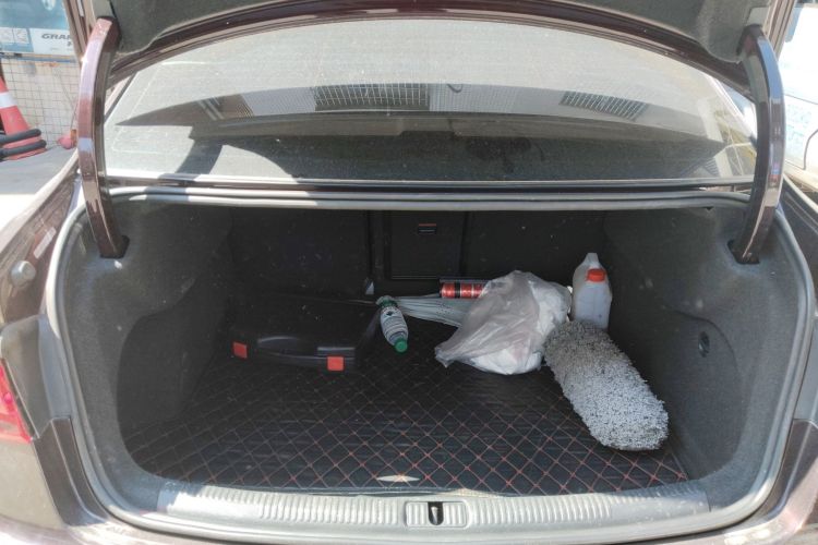 奥迪A3 2018款 30周年年型 Limousine 35 TFSI 进取型中控内饰23